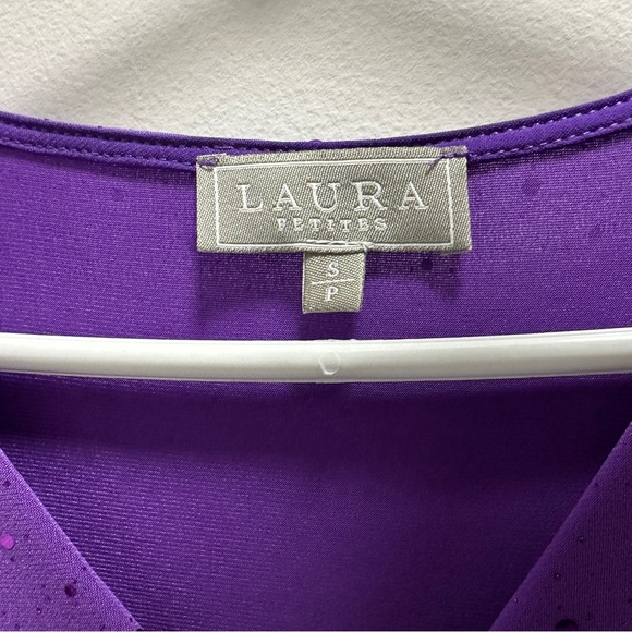 Purple Laura Petites Sleeveless Summer Top with shiny dots- size Small - Picture 6 of 6